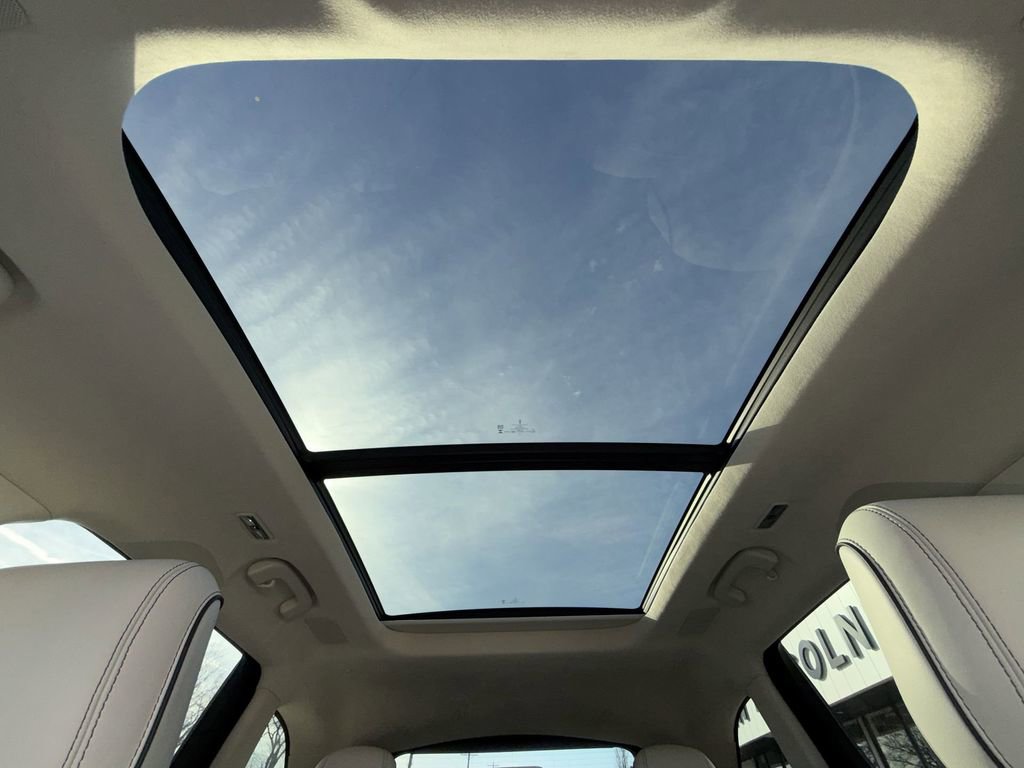 Used 2024 Lincoln Nautilus Black Label AWD/4WD image 16