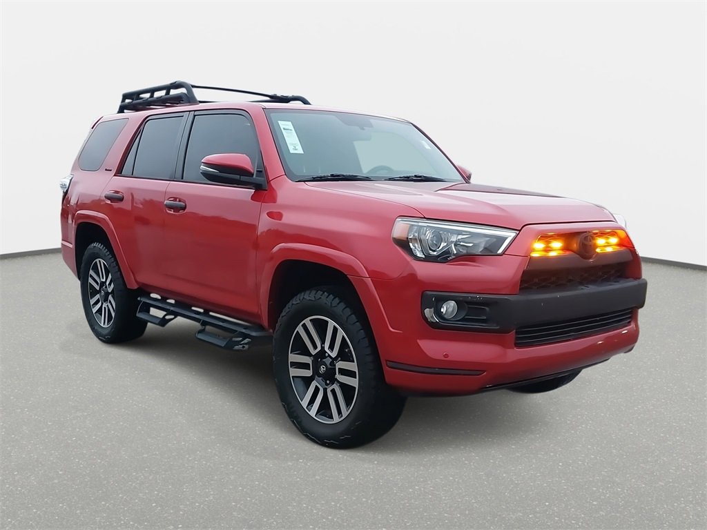Used 2016 Toyota 4Runner Limited image 3