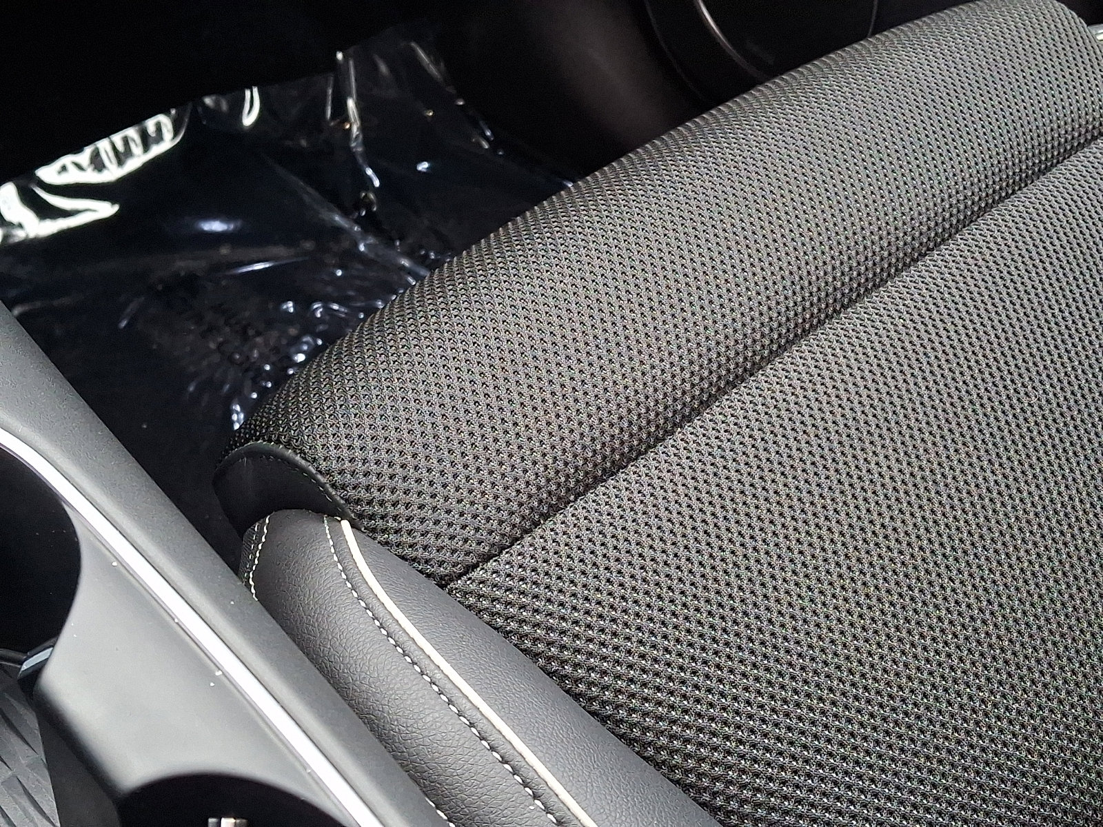 Certified 2023 Genesis GV70 2.5T w/ Sport Prestige Package image 26