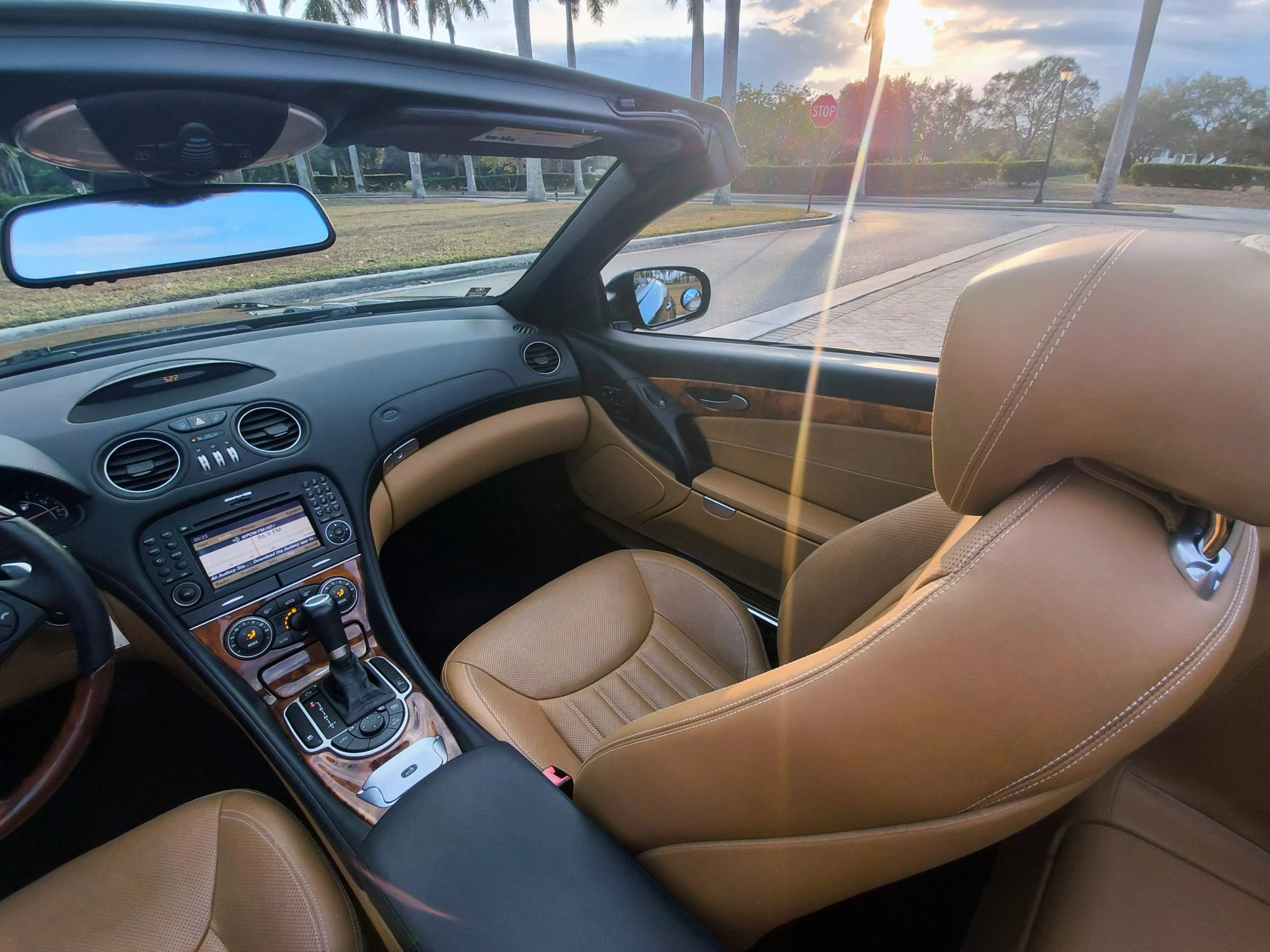 Used 2012 Mercedes-Benz SL 550 image 25