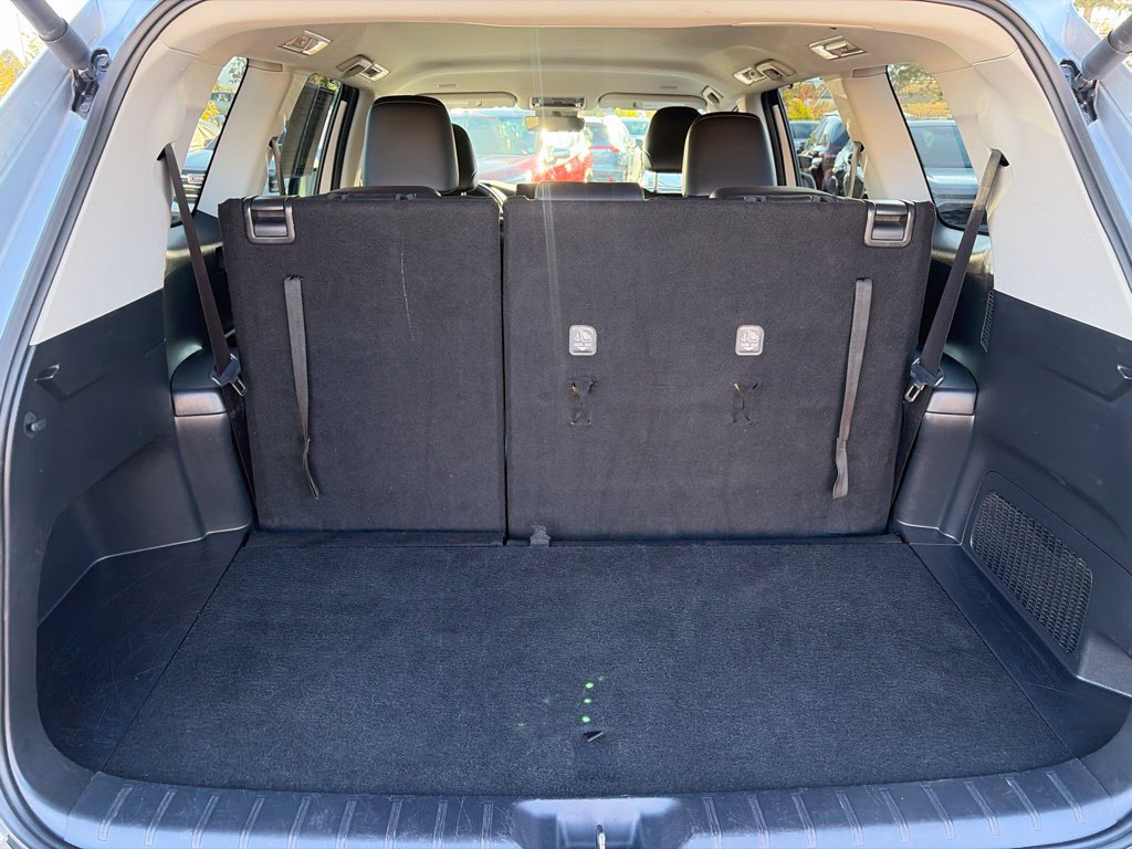 Used 2025 Toyota Grand Highlander AWD image 21