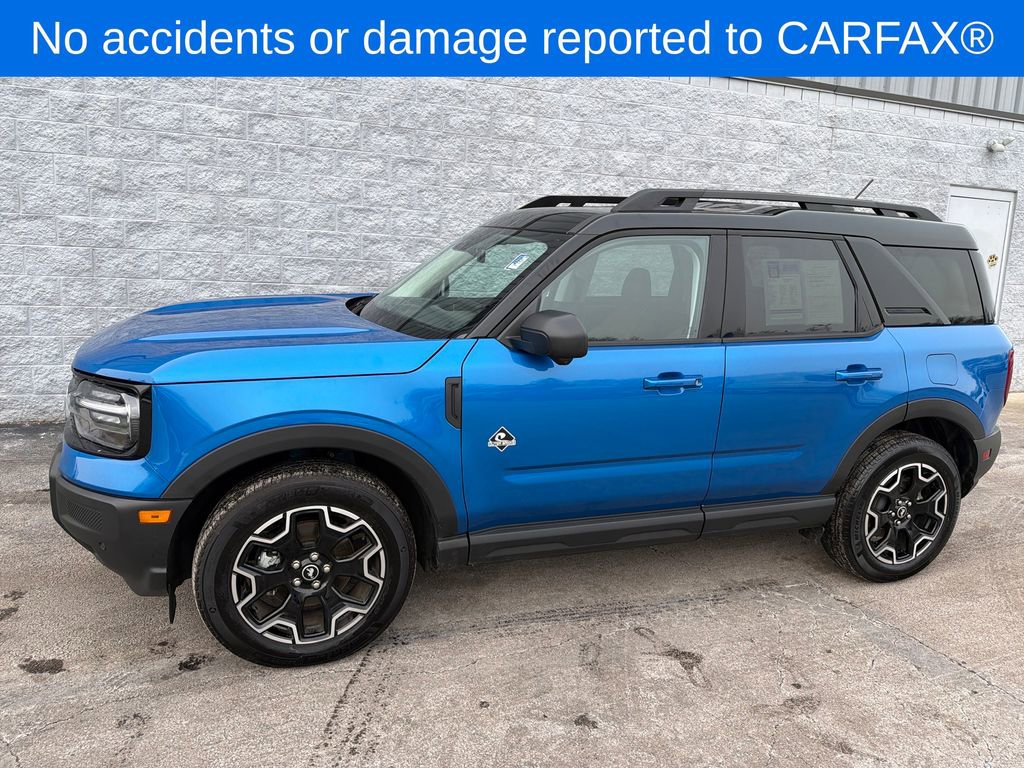 Used 2025 Ford Bronco Sport Outer Banks w/ Outer Banks Tech Package+ image 2