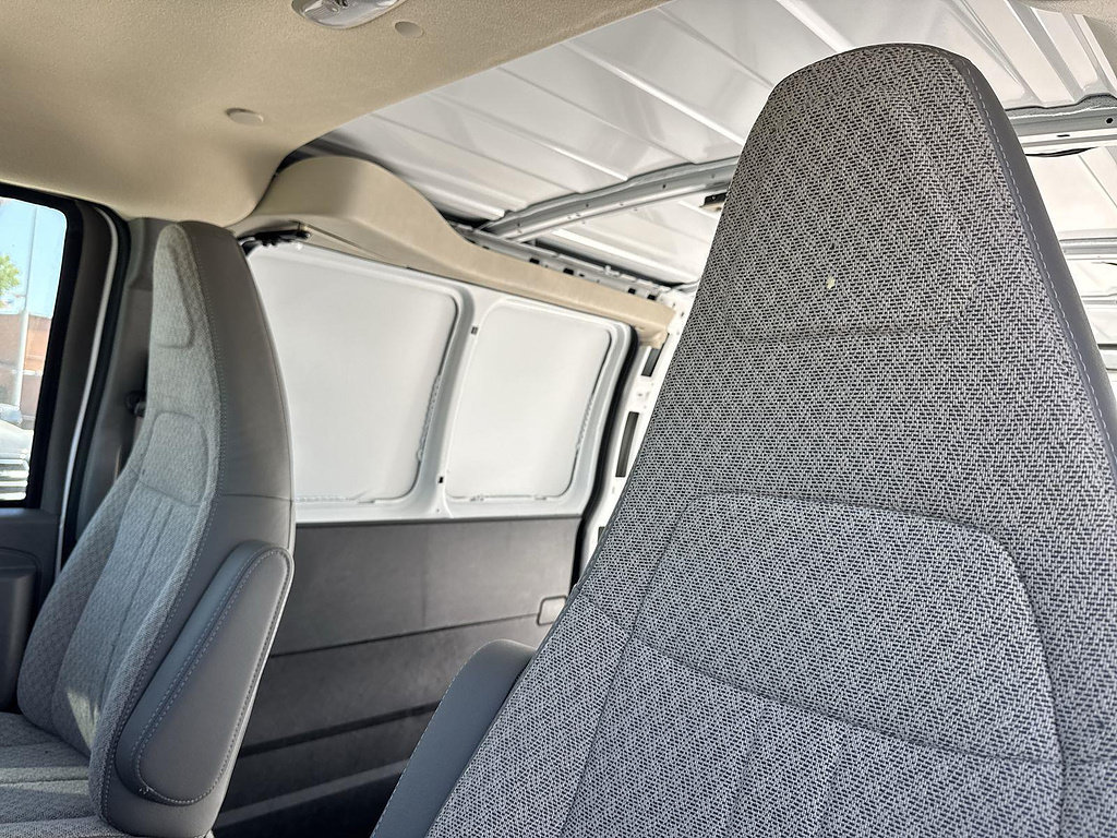 New 2026 GMC Savana 2500 w/ Driver Convenience Package RWD image 19