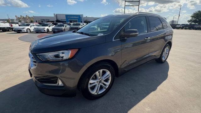 Used 2019 Ford Edge SEL w/ Equipment Group 201A FWD image 4