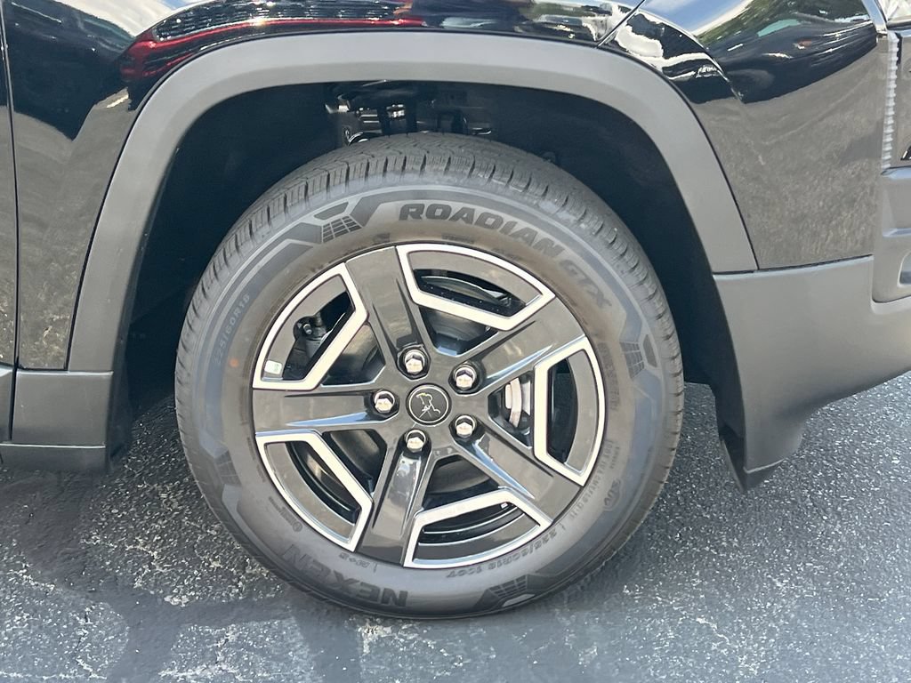New 2026 Jeep Cherokee Laredo AWD/4WD image 12