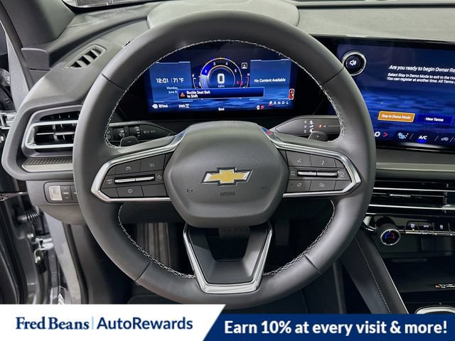 New 2026 Chevrolet Traverse LT w/ Sun and Wheel Package AWD/4WD image 9