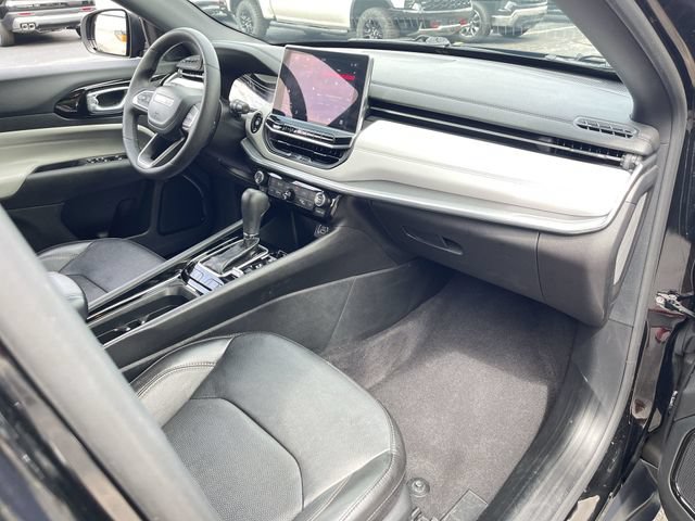 Used 2023 Jeep Compass Limited AWD/4WD image 27