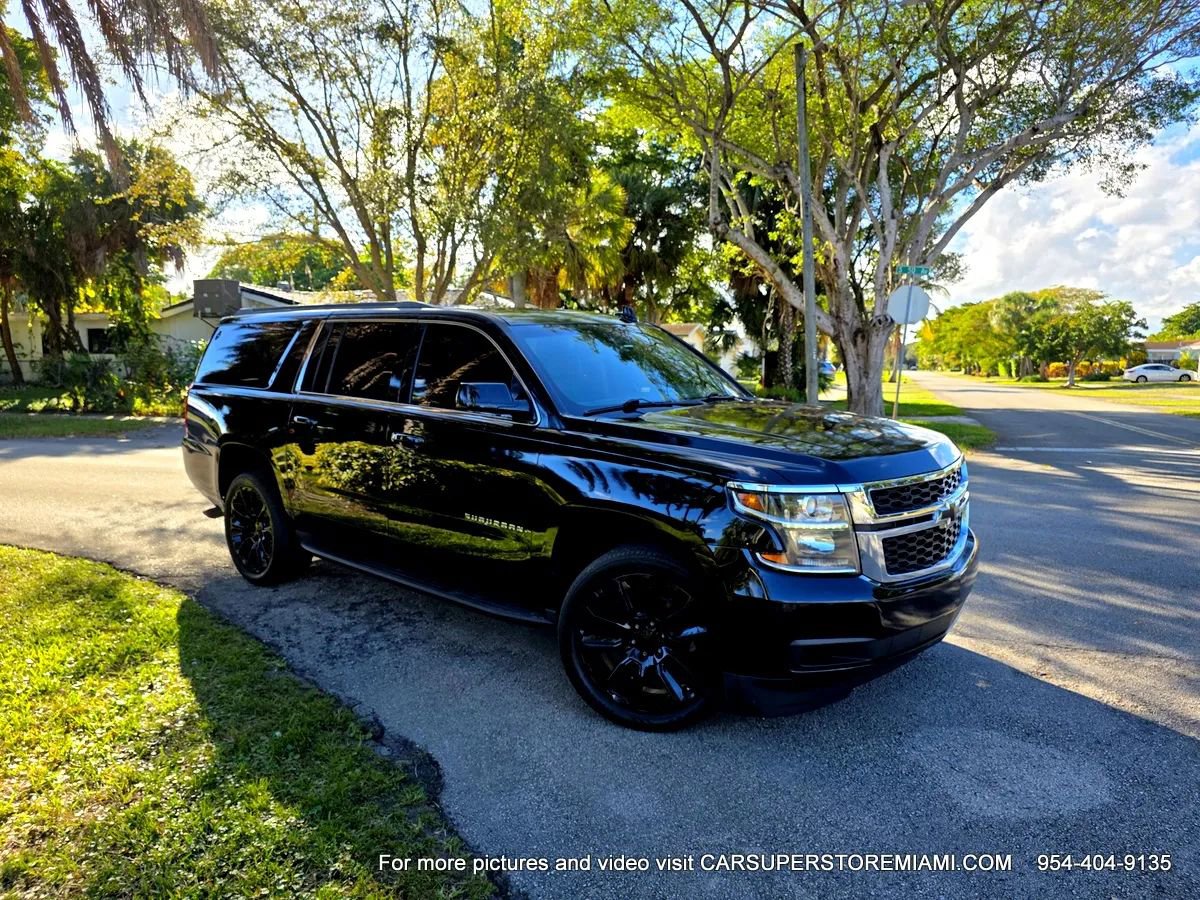 Used 2018 Chevrolet Suburban LT RWD image 10