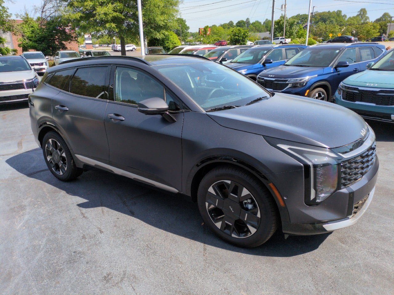 New 2026 Kia Sportage SX FWD image 1