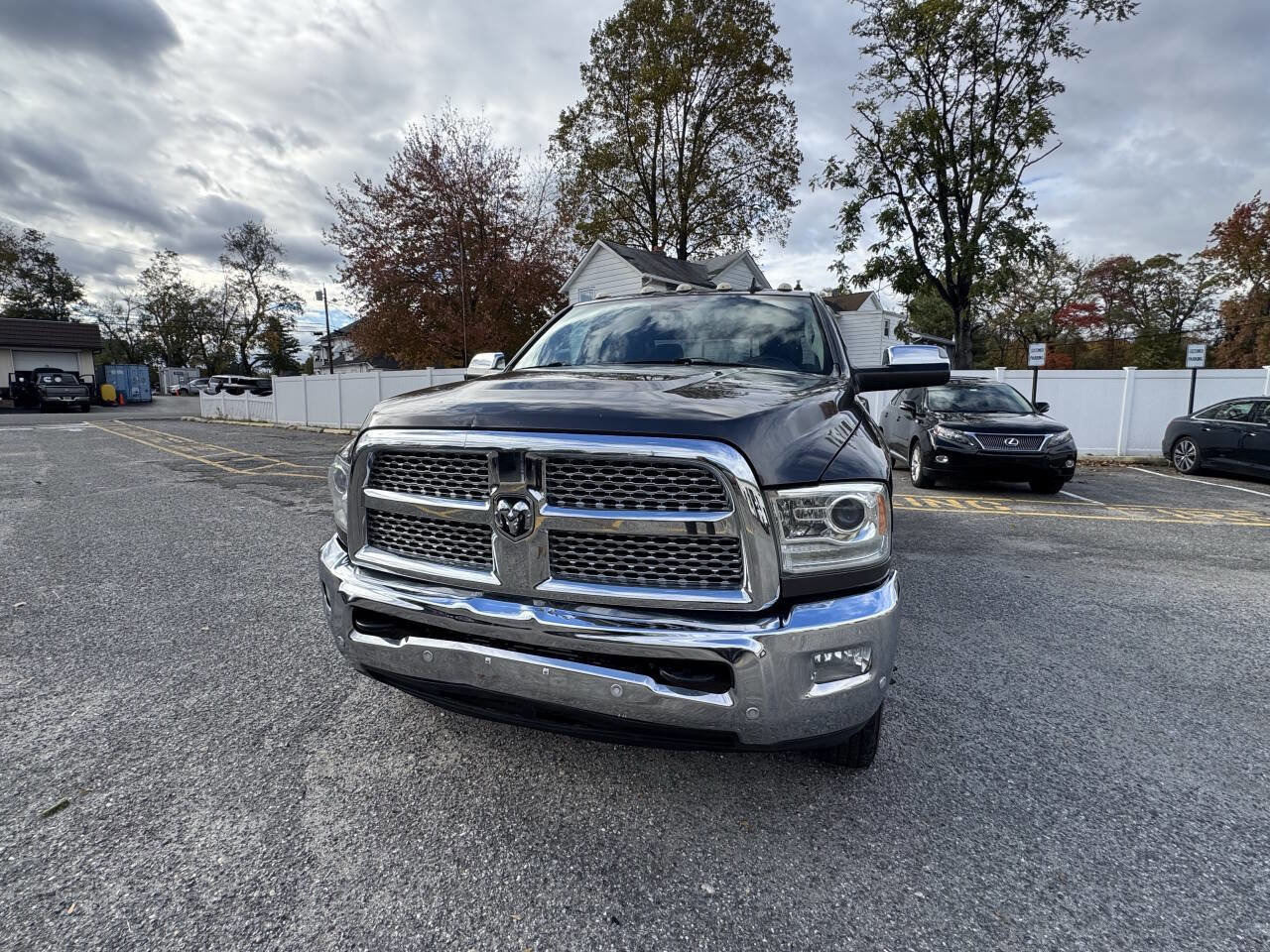Used 2016 RAM 3500 Laramie image 2