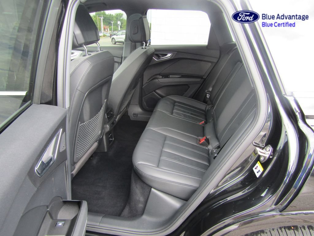 Used 2022 Audi Q4 e-tron Premium Plus w/ Premium Plus AWD/4WD image 34