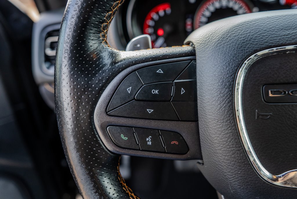 Used 2023 Dodge Durango R/T w/ Hemi Orange Plus Package image 16