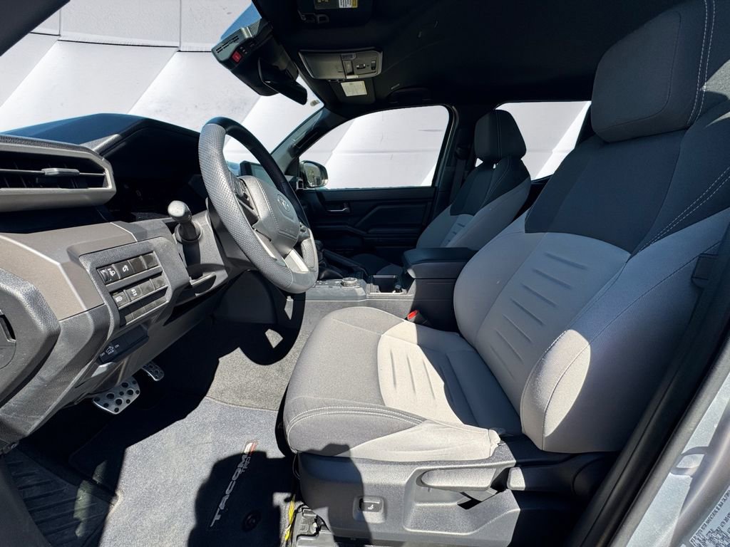 Used 2024 Toyota Tacoma TRD Sport image 7