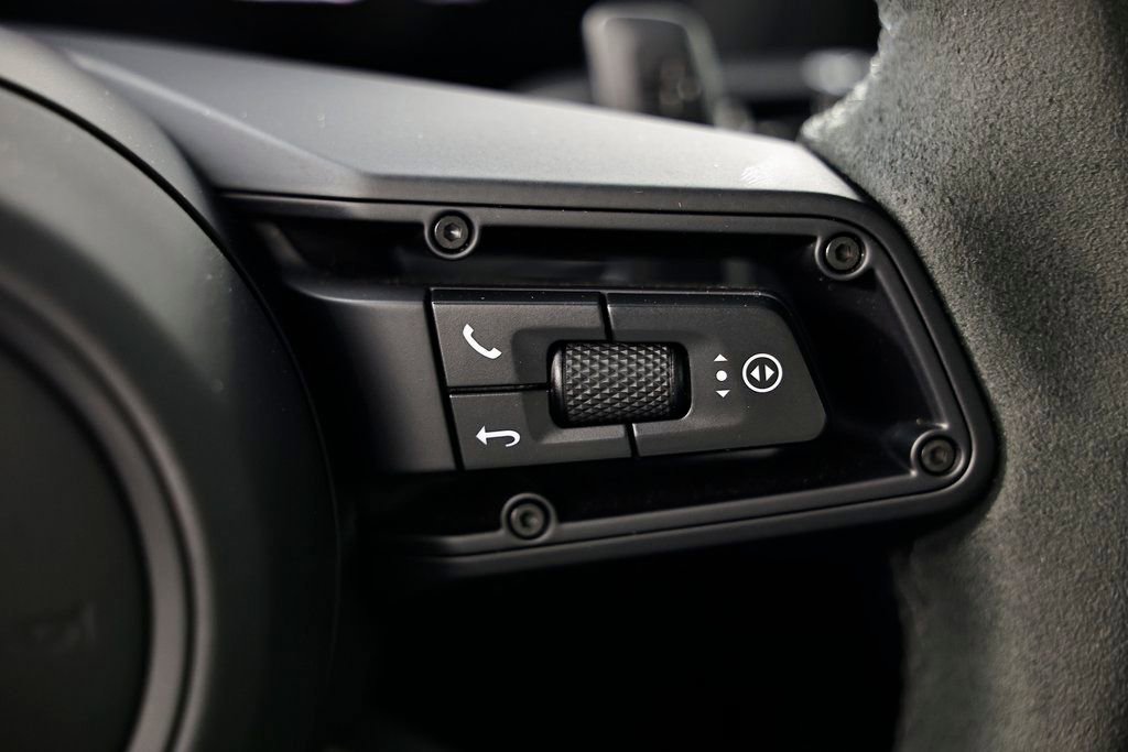 Certified 2026 Porsche 911 Carrera GTS image 36