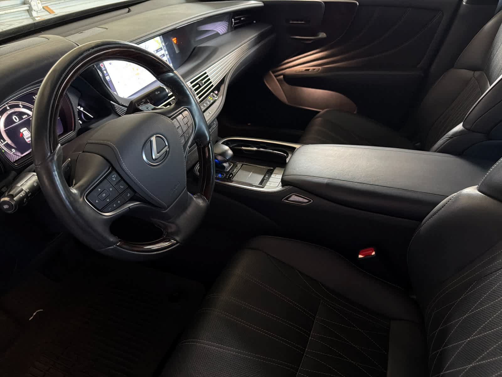 Used 2018 Lexus LS 500 w/ Interior Upgrade Package RWD image 11