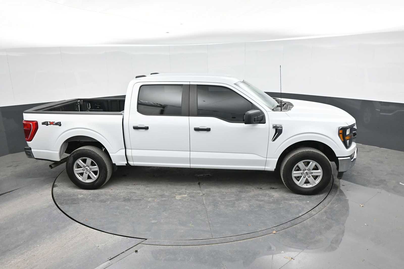 Used 2023 Ford F150 XLT image 30