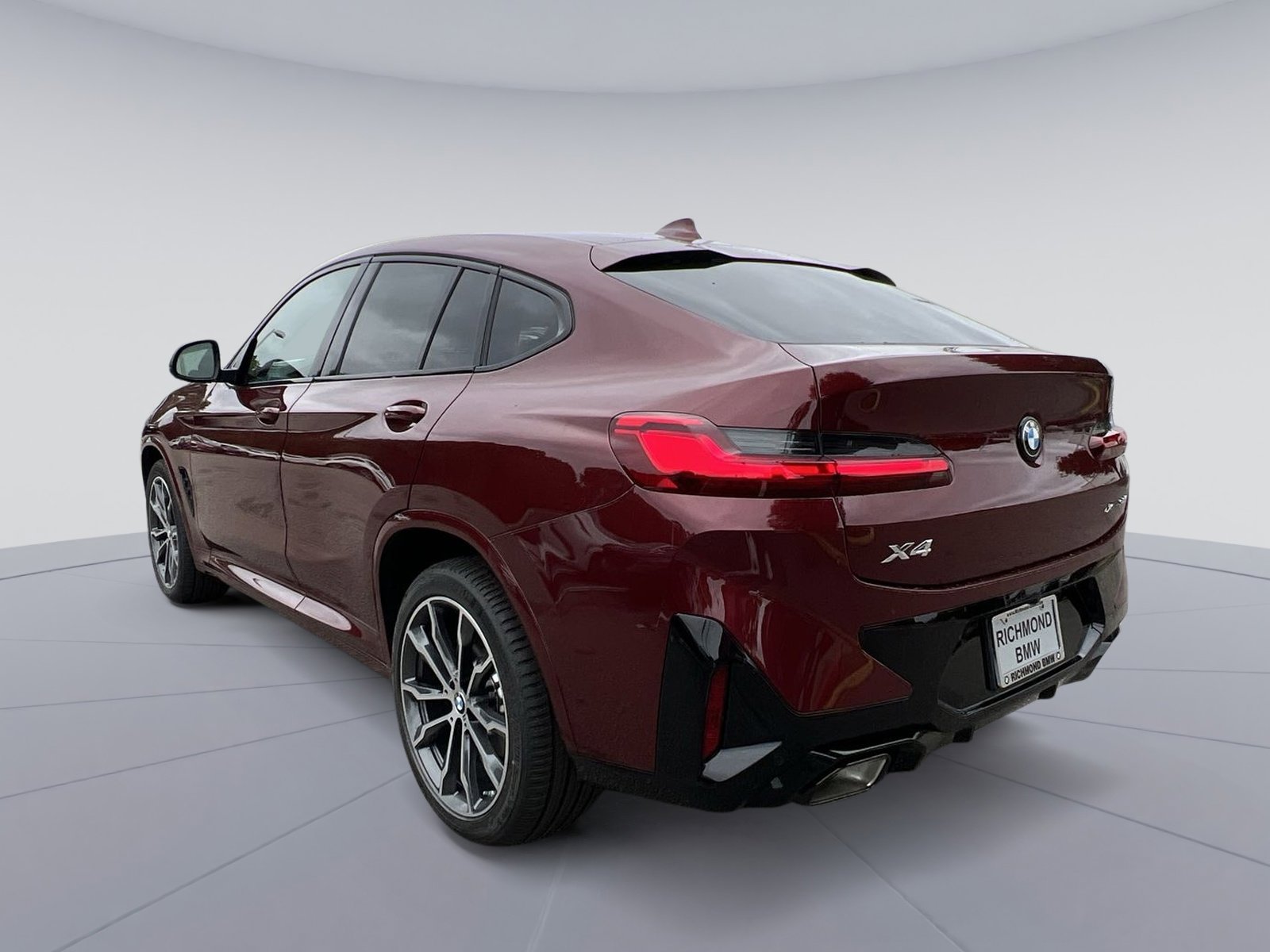 New 2025 BMW X4 xDrive30i w/ Premium Package image 3