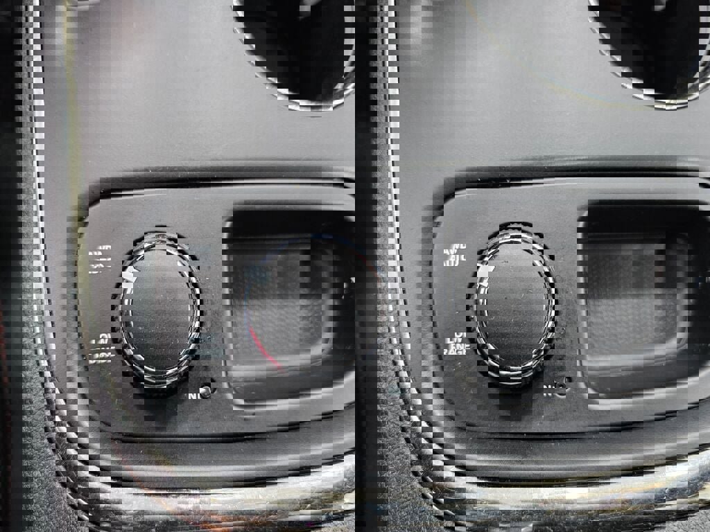 Used 2018 Dodge Durango R/T image 31