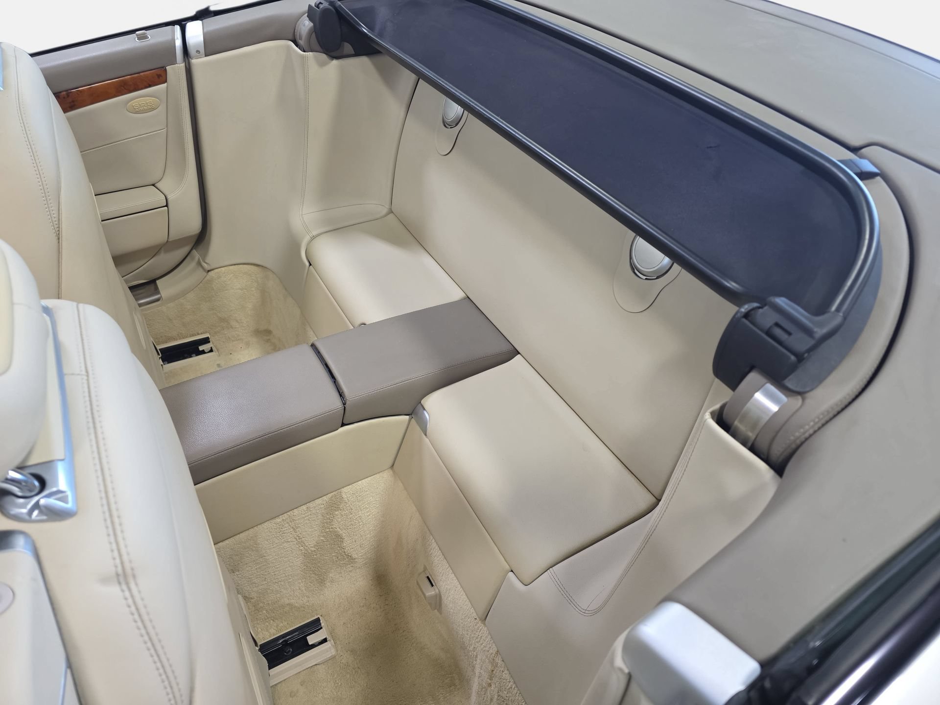 Used 2011 Mercedes-Benz SL 550 image 14