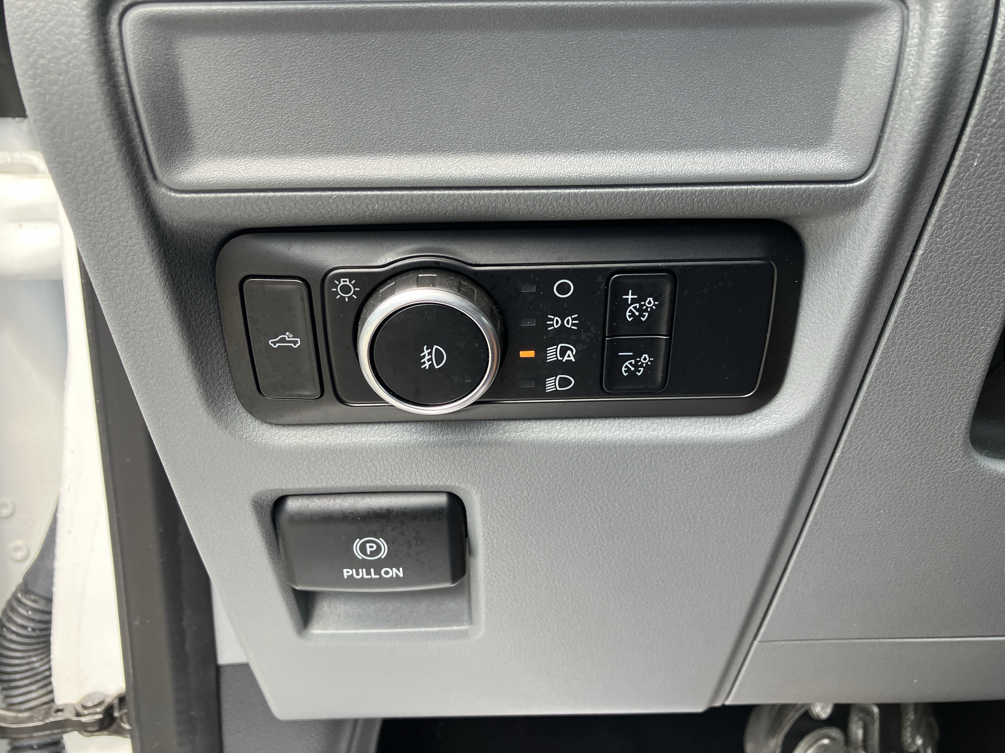 Used 2024 Ford F150 XLT AWD/4WD image 19