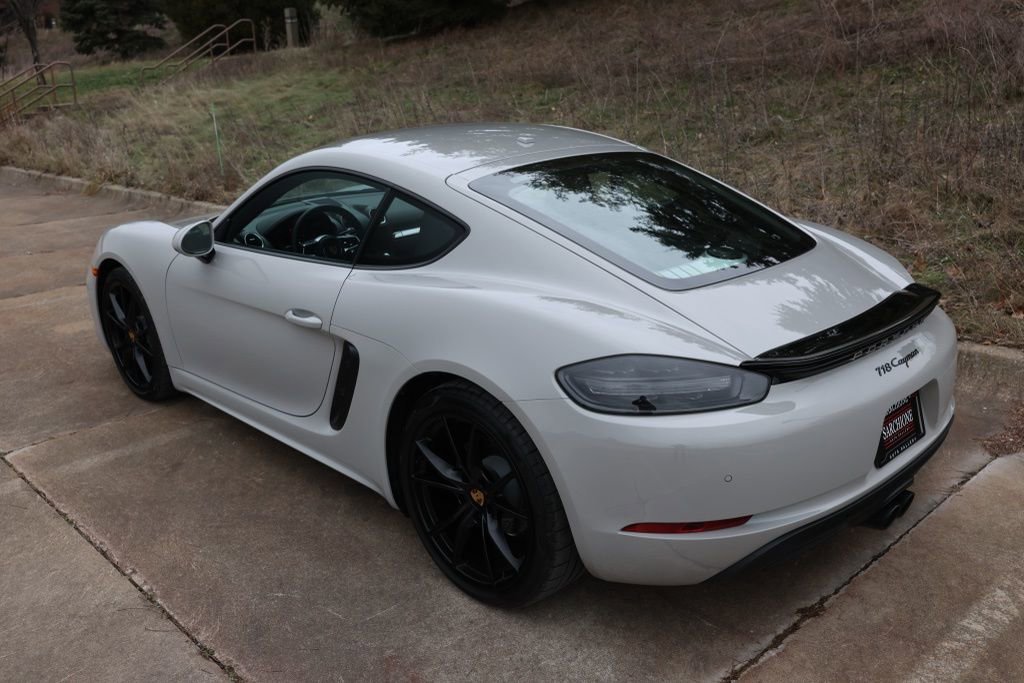 Used 2025 Porsche 718 Cayman image 23