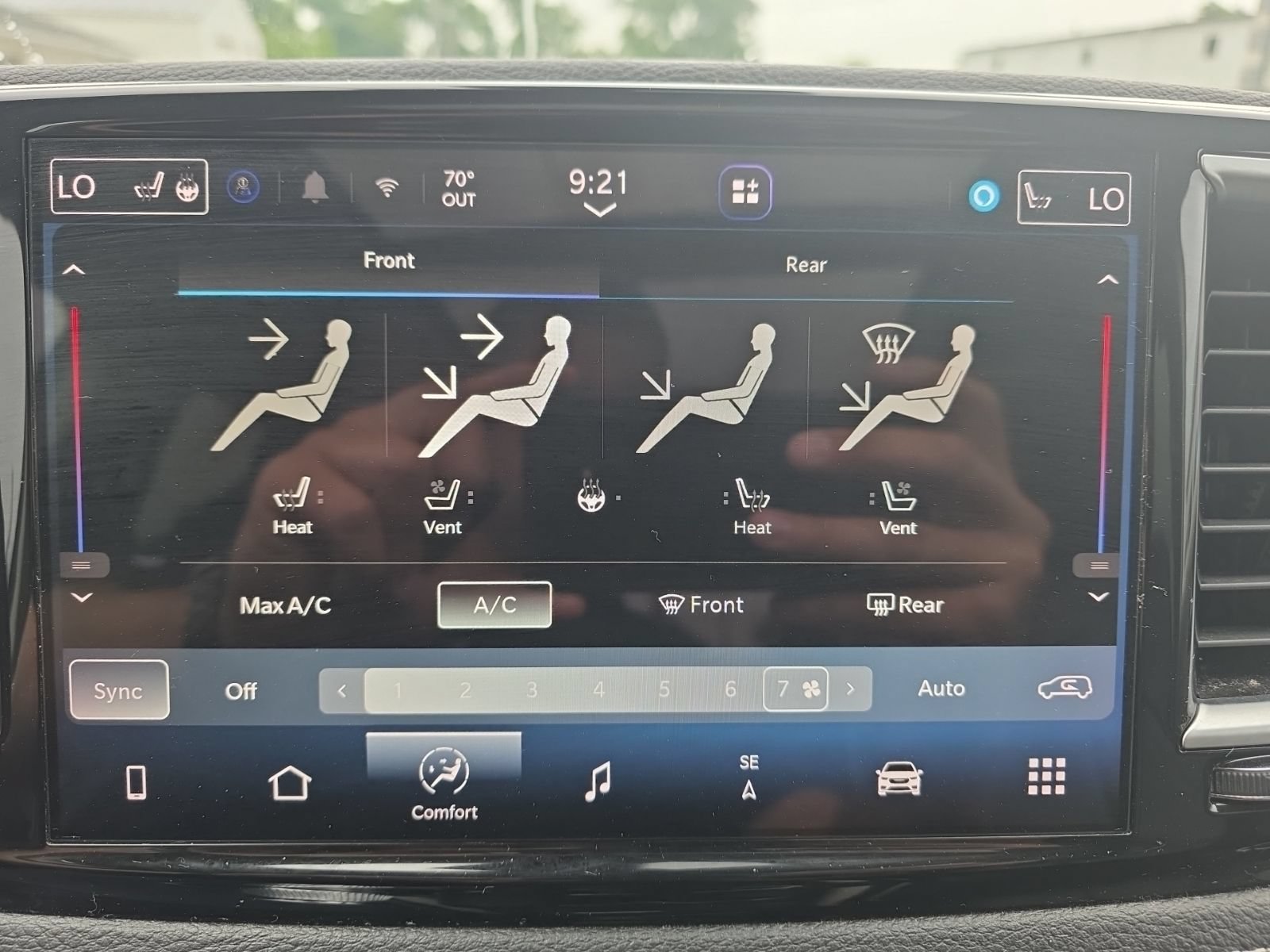 Used 2023 Chrysler Pacifica Limited FWD image 19