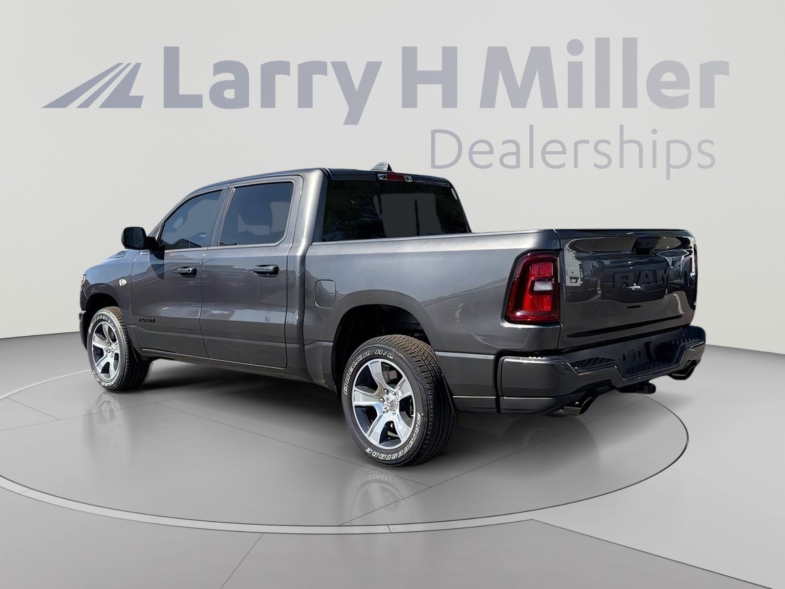 New 2026 RAM 1500 Express RWD image 4
