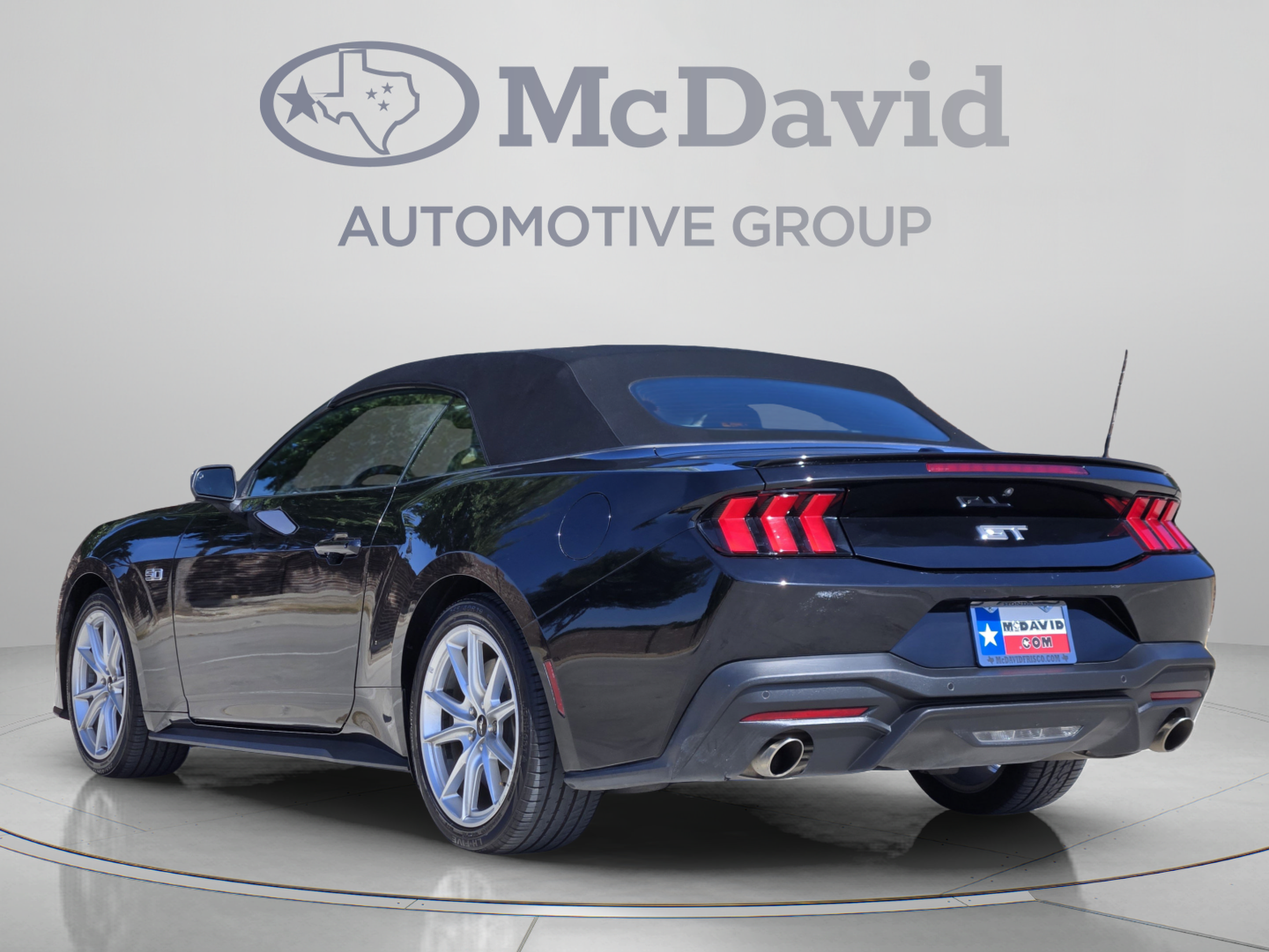 Used 2024 Ford Mustang GT Premium RWD image 4