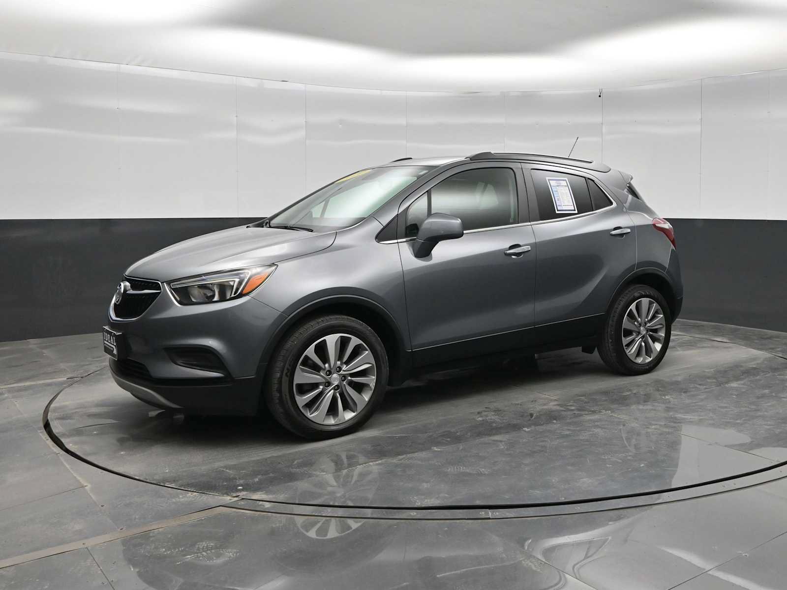 Used 2020 Buick Encore Preferred FWD image 4