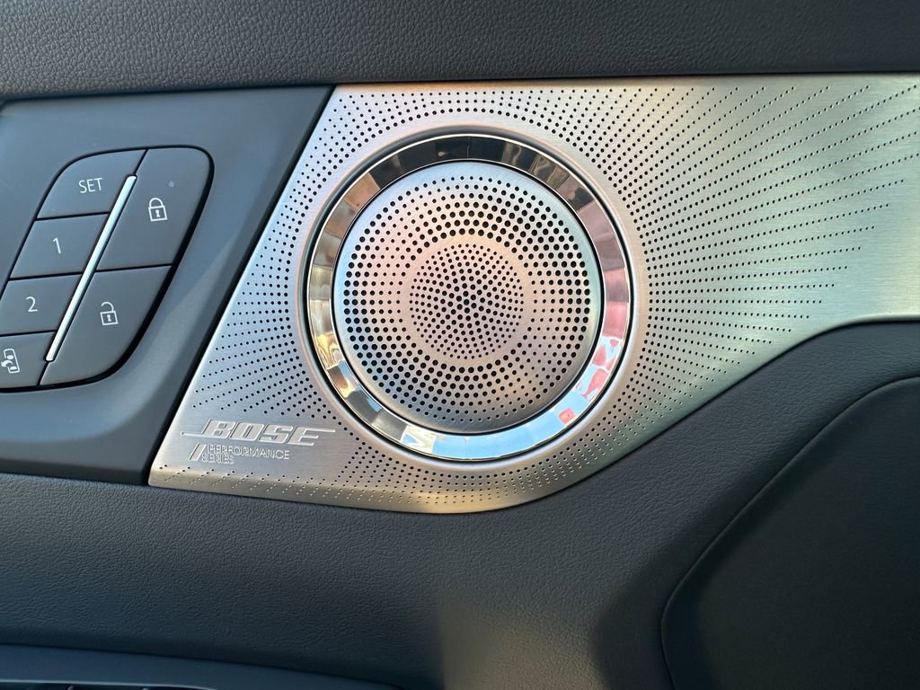 New 2026 Buick Enclave Avenir image 26