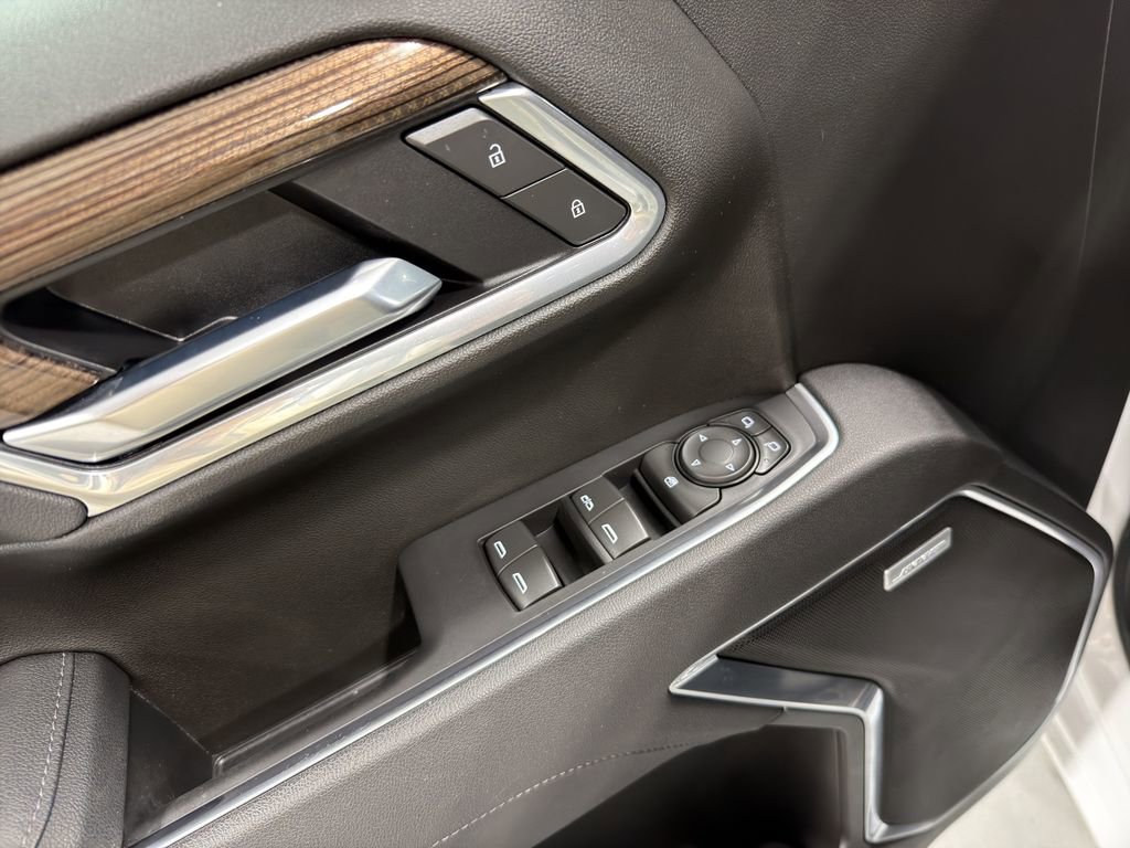 Used 2025 Chevrolet Silverado 1500 RST image 21