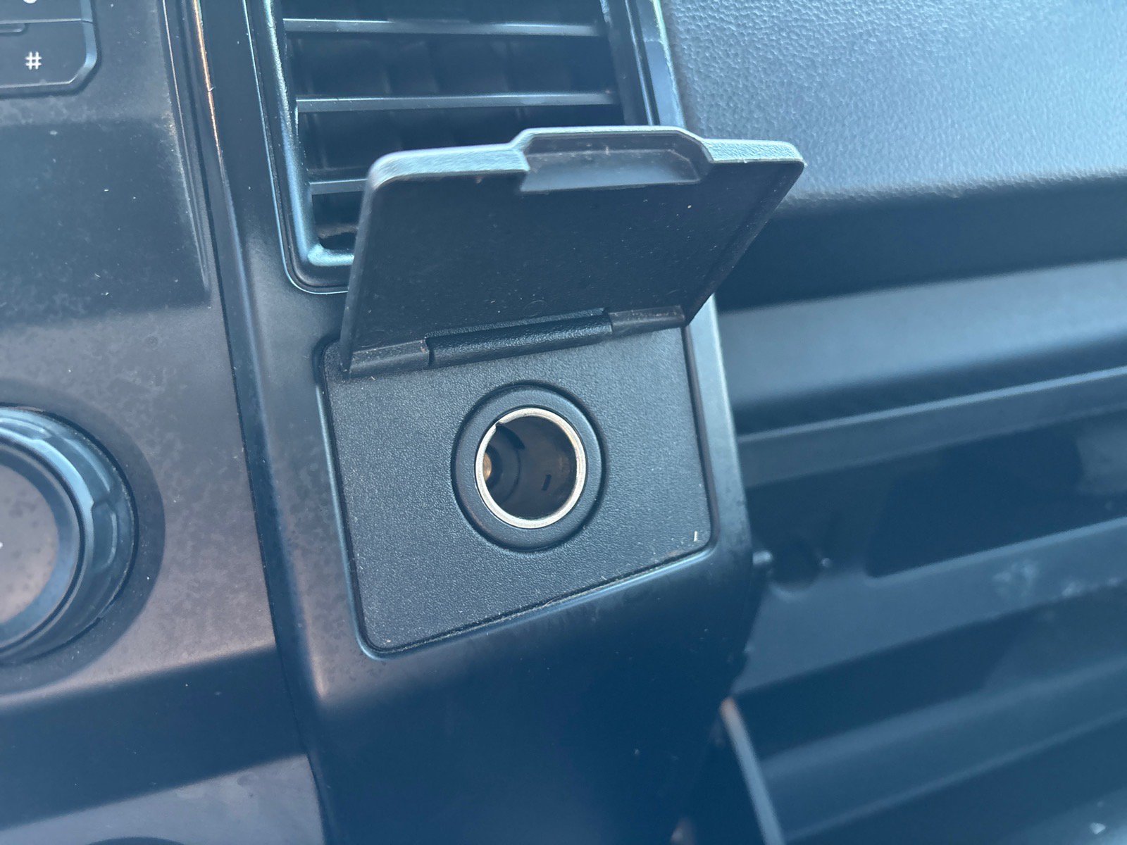 Used 2019 Ford F150 XL w/ Equipment Group 101A Mid AWD/4WD image 27