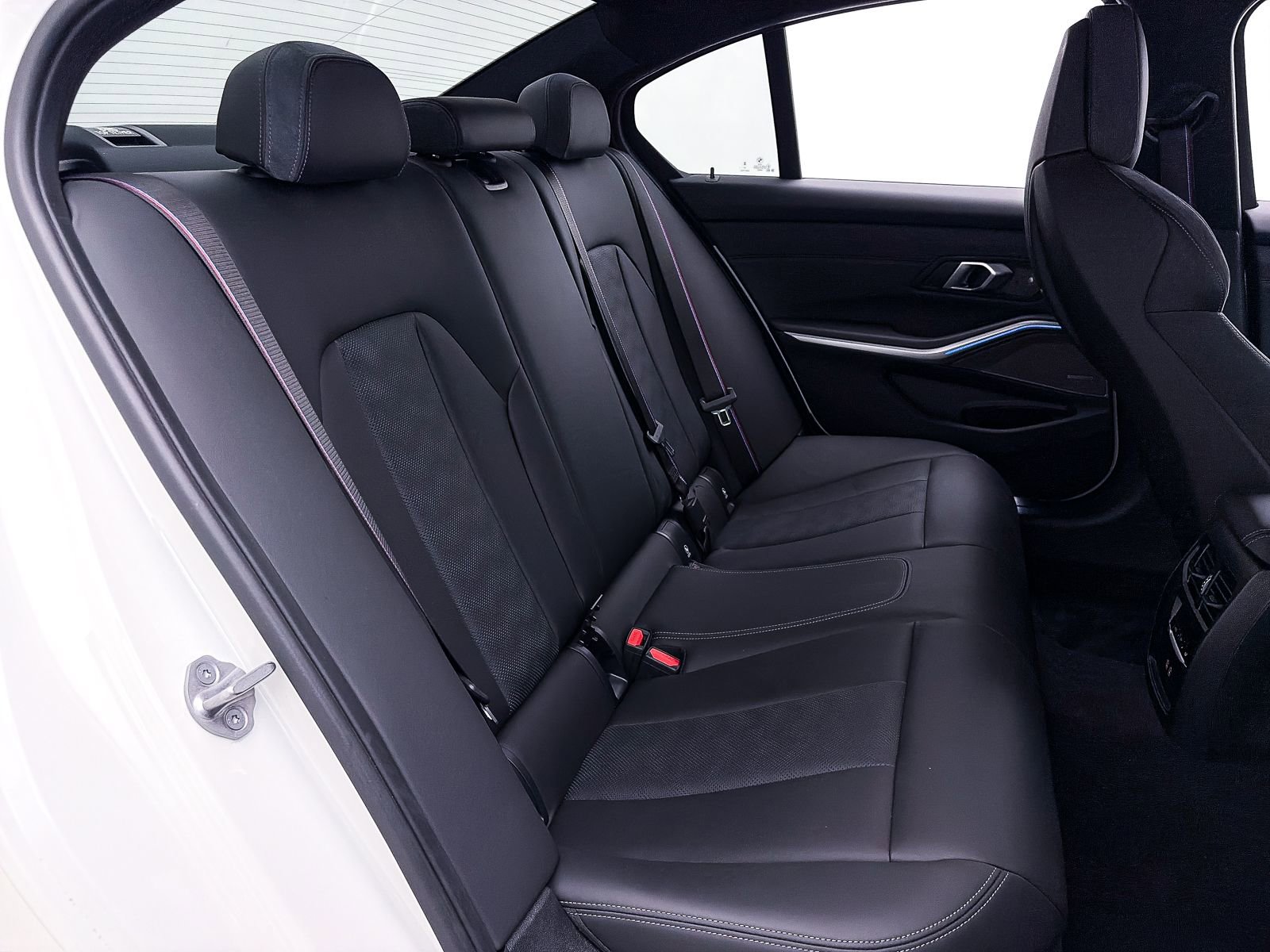 Used 2025 BMW M3 Competition w/ Executive Package image 42