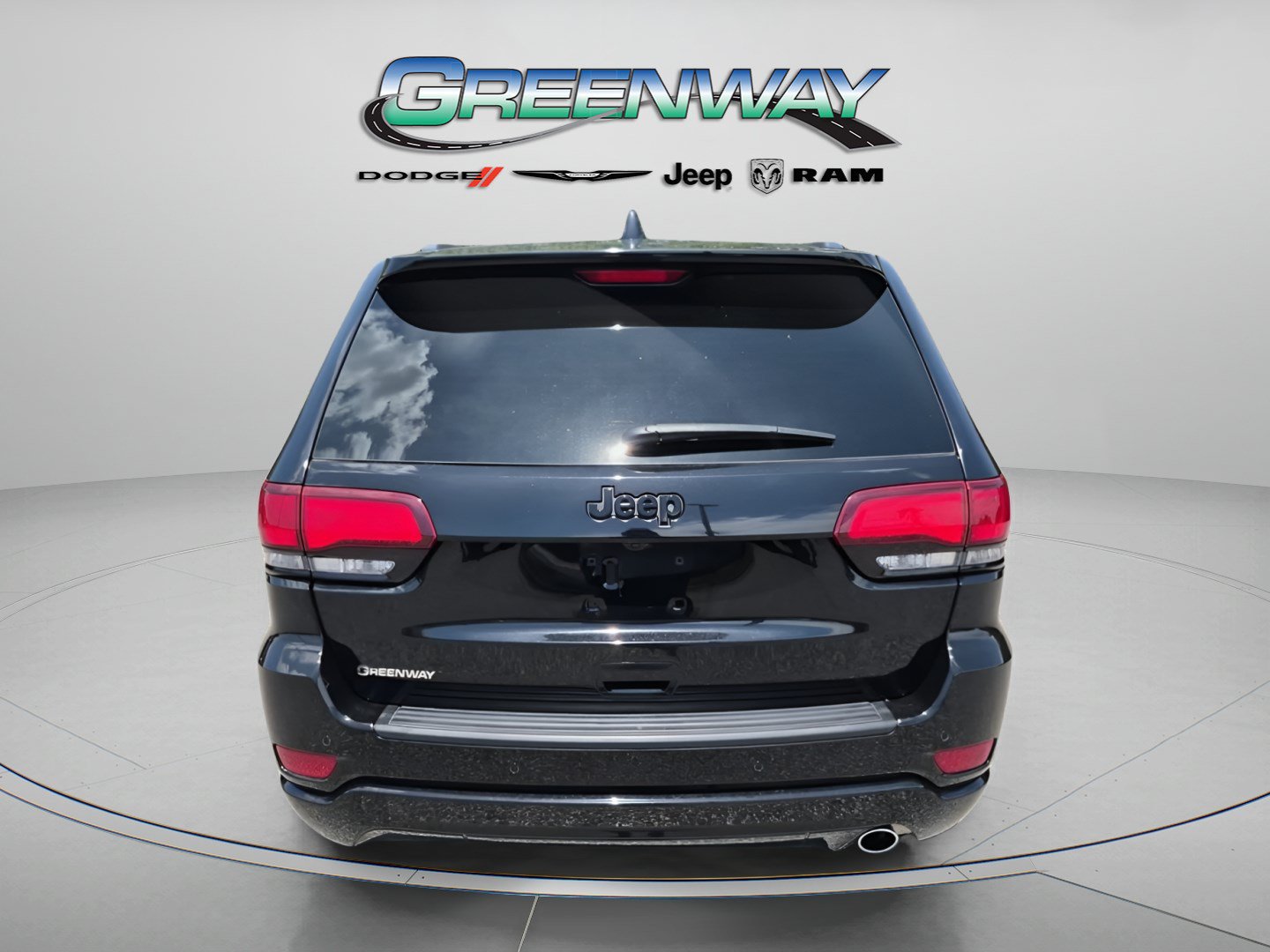 Used 2022 Jeep Grand Cherokee Laredo X RWD image 3