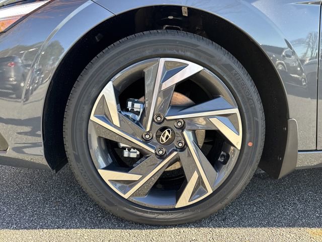 New 2026 Hyundai Elantra Limited image 11