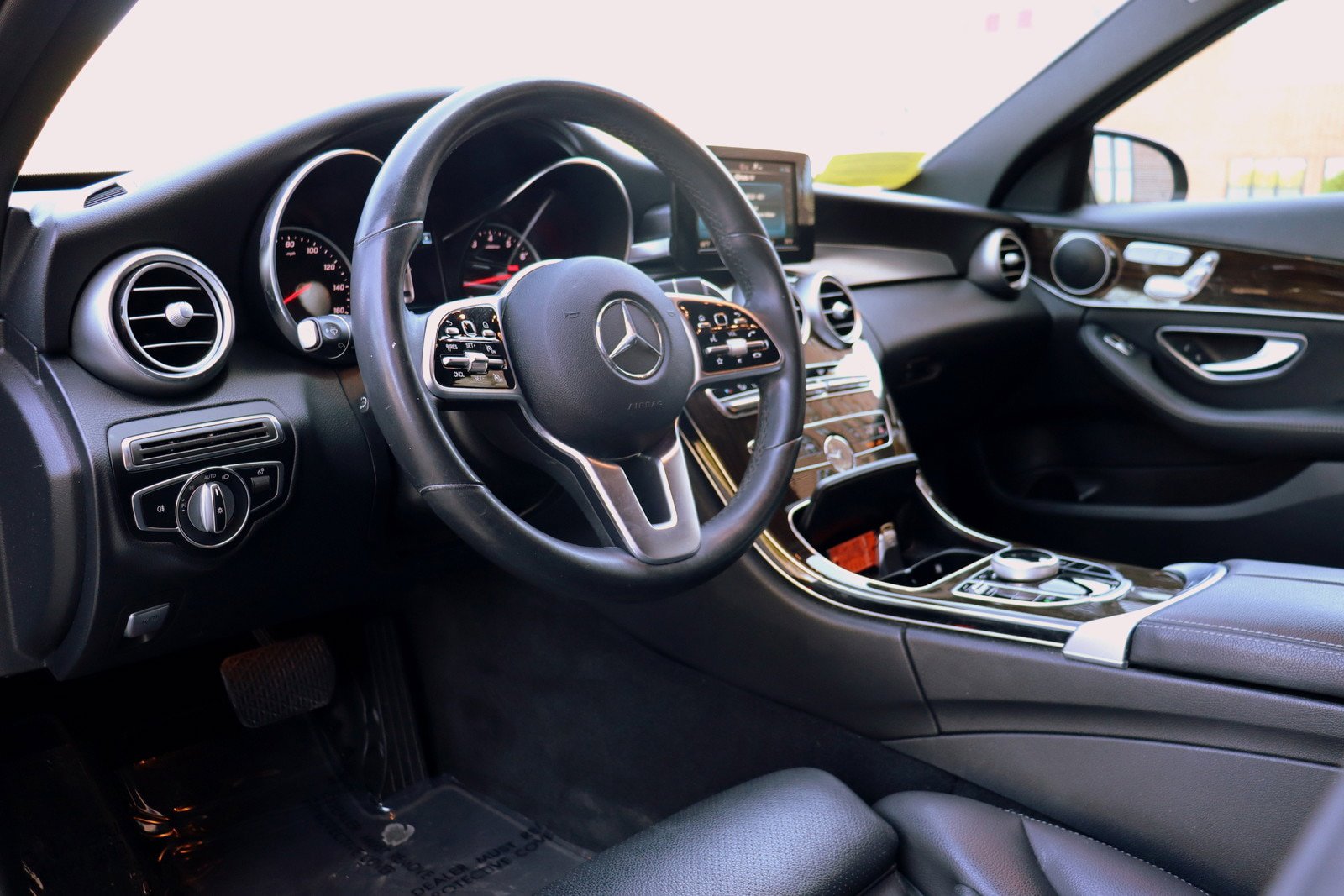 Used 2019 Mercedes-Benz C 300 4MATIC Sedan w/ Premium Package image 10