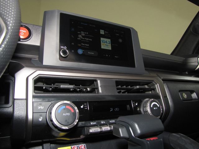 Used 2025 Toyota 4Runner TRD Off-Road AWD/4WD image 7