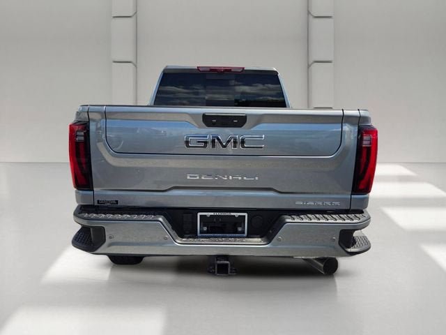 Used 2026 GMC Sierra 2500 Denali Ultimate AWD/4WD image 4