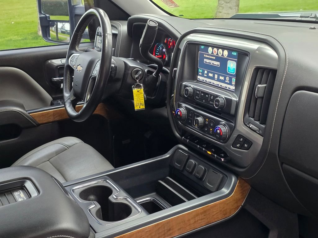 Used 2016 Chevrolet Silverado 1500 LTZ w/ LTZ Plus Package image 19