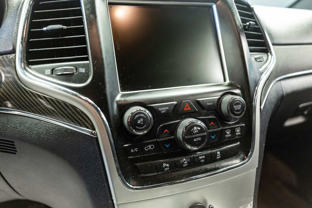 Used 2015 Jeep Grand Cherokee SRT w/ Trailer Tow Group IV AWD/4WD image 12