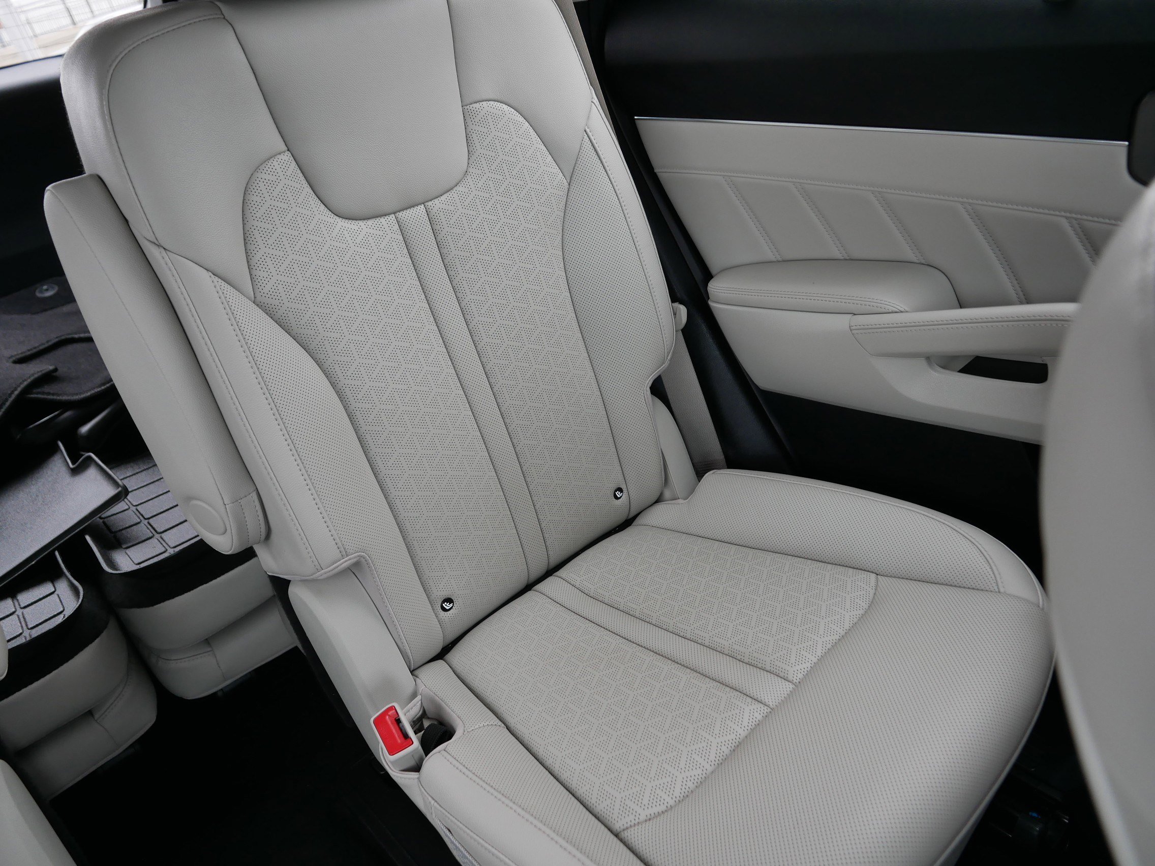 Certified 2023 Kia Sorento SX Prestige AWD/4WD image 14
