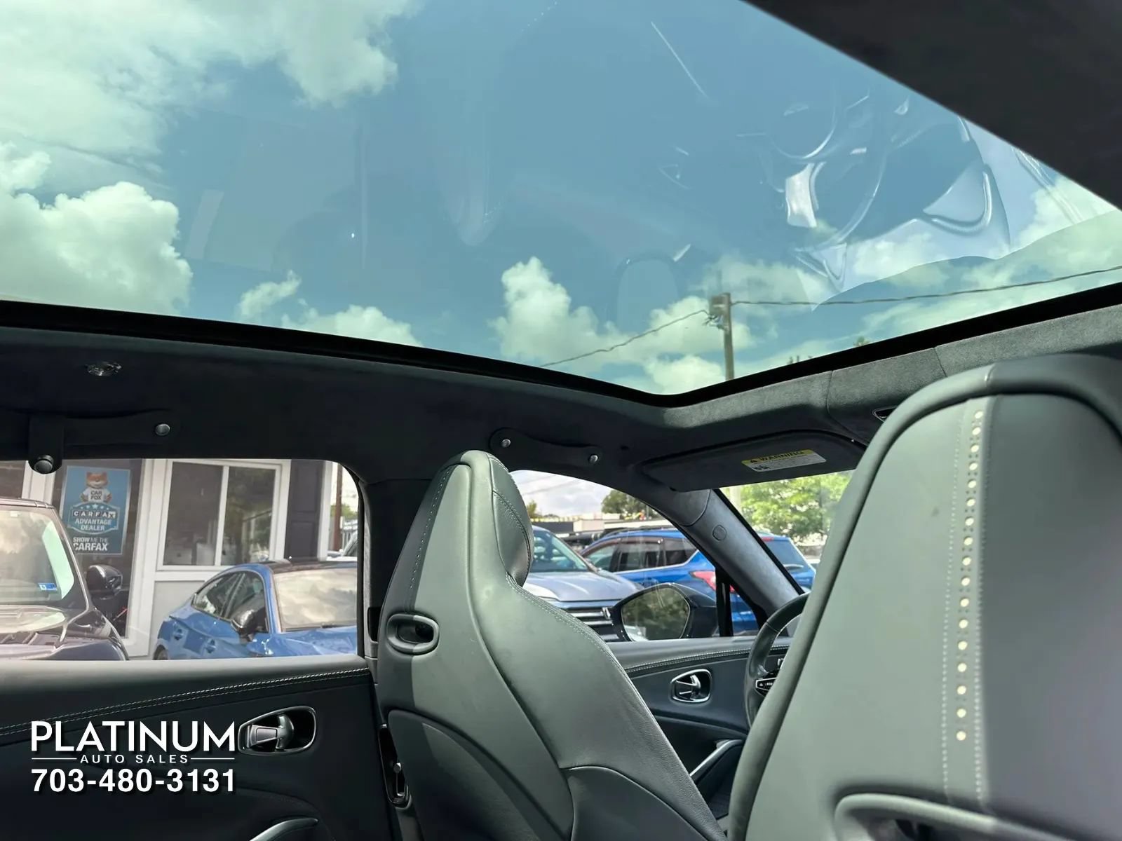 Used 2021 Aston Martin DBX AWD/4WD image 19