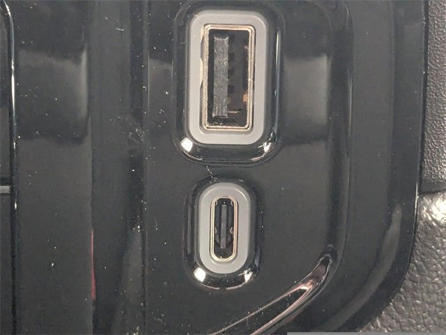 Used 2024 GMC Sierra 1500 Elevation image 23