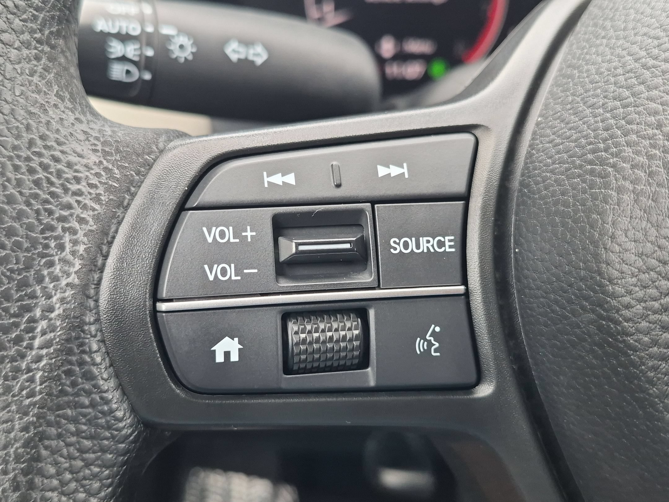 Certified 2024 Honda HR-V LX image 15