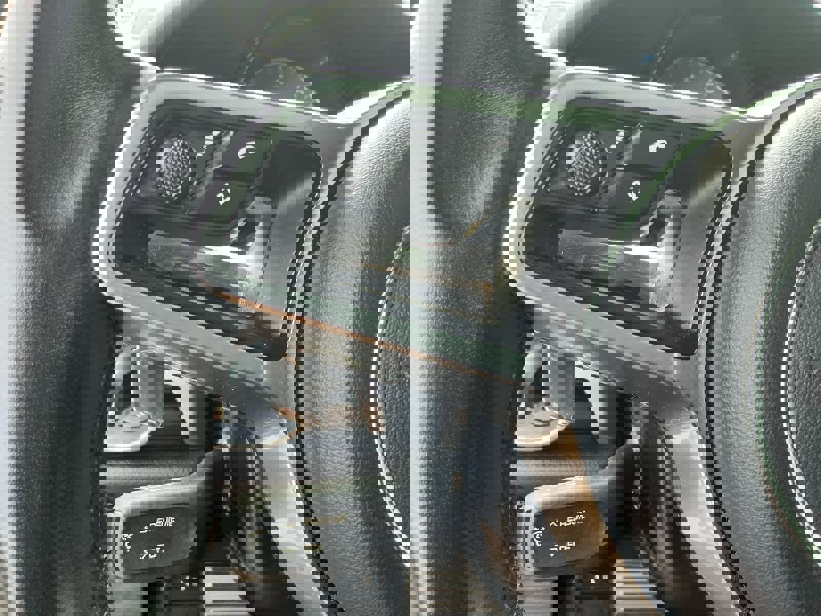 Used 2017 Porsche Cayenne S image 20