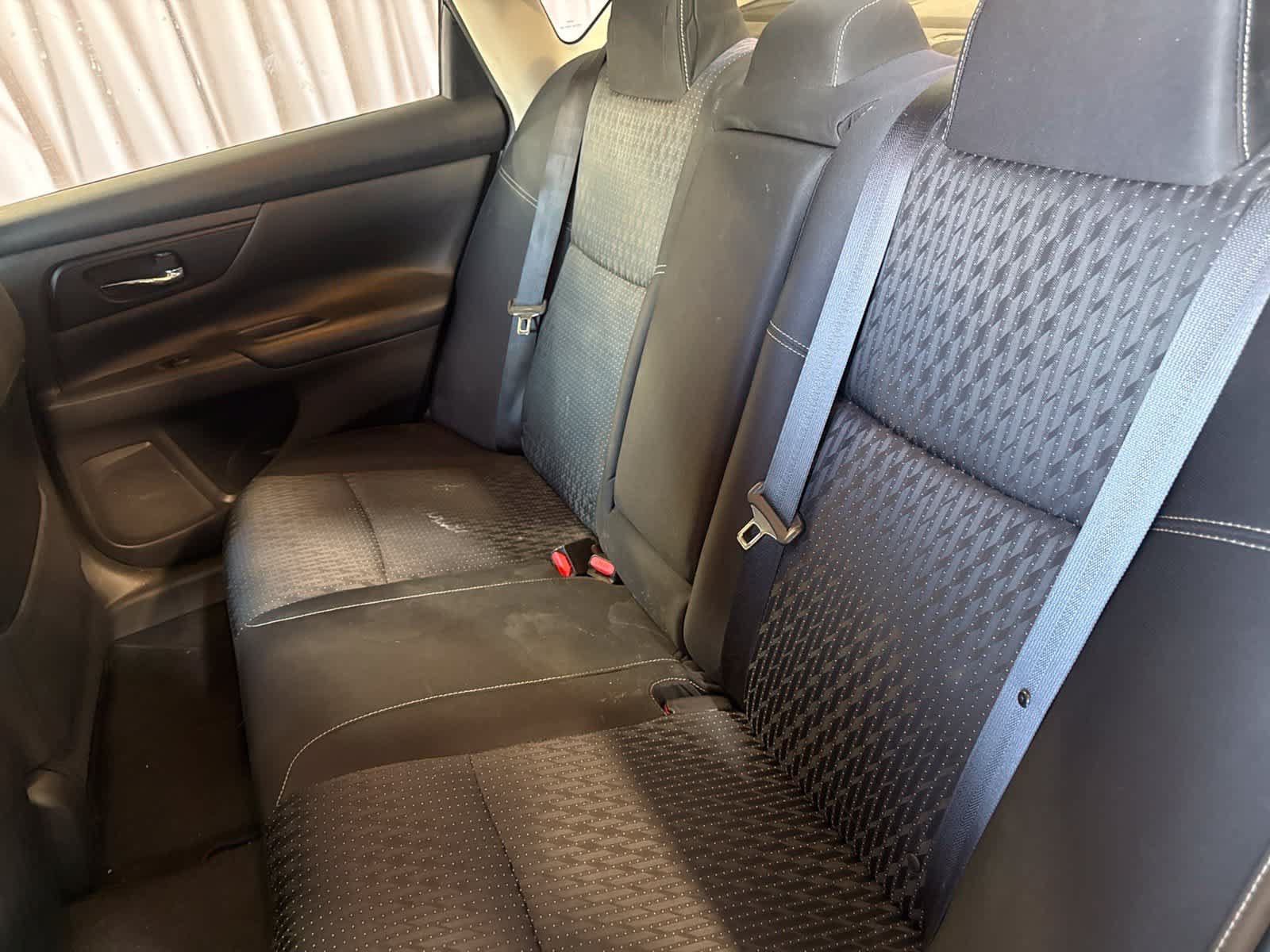 Used 2016 Nissan Altima 2.5 S w/ Power Driver Seat Package FWD image 14