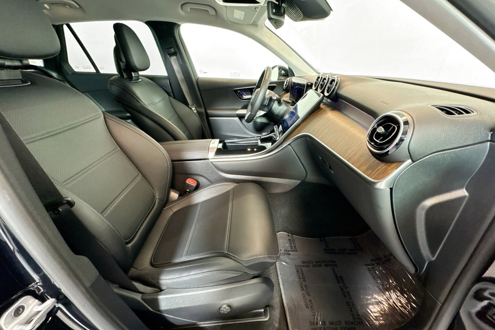 Certified 2025 Mercedes-Benz GLC 350e 4MATIC image 26