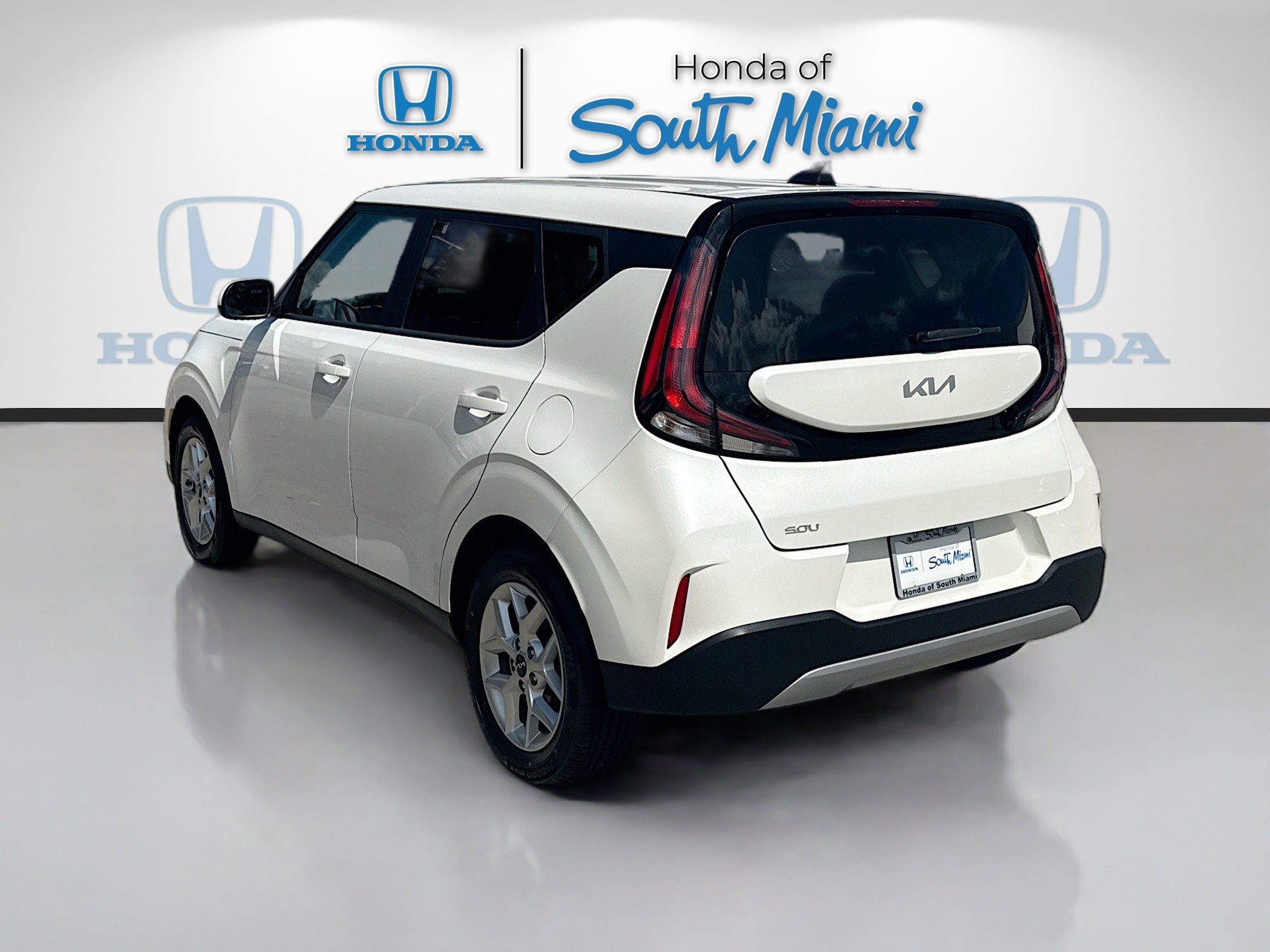 Used 2023 Kia Soul LX w/ Option Group 015 image 5