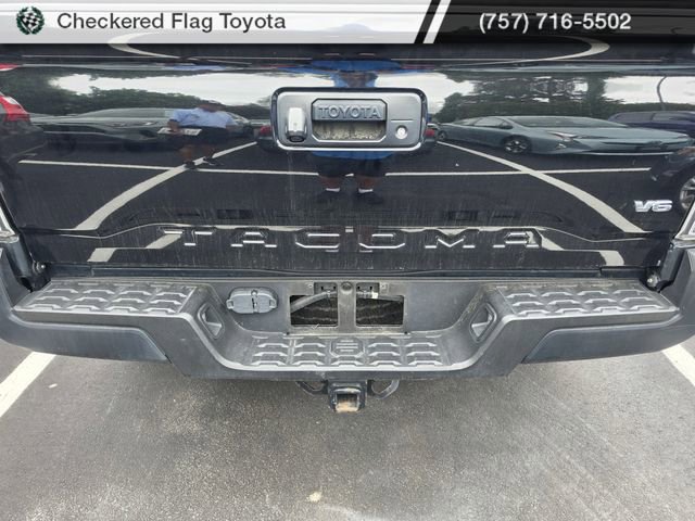 Used 2020 Toyota Tacoma TRD Off-Road AWD/4WD image 8