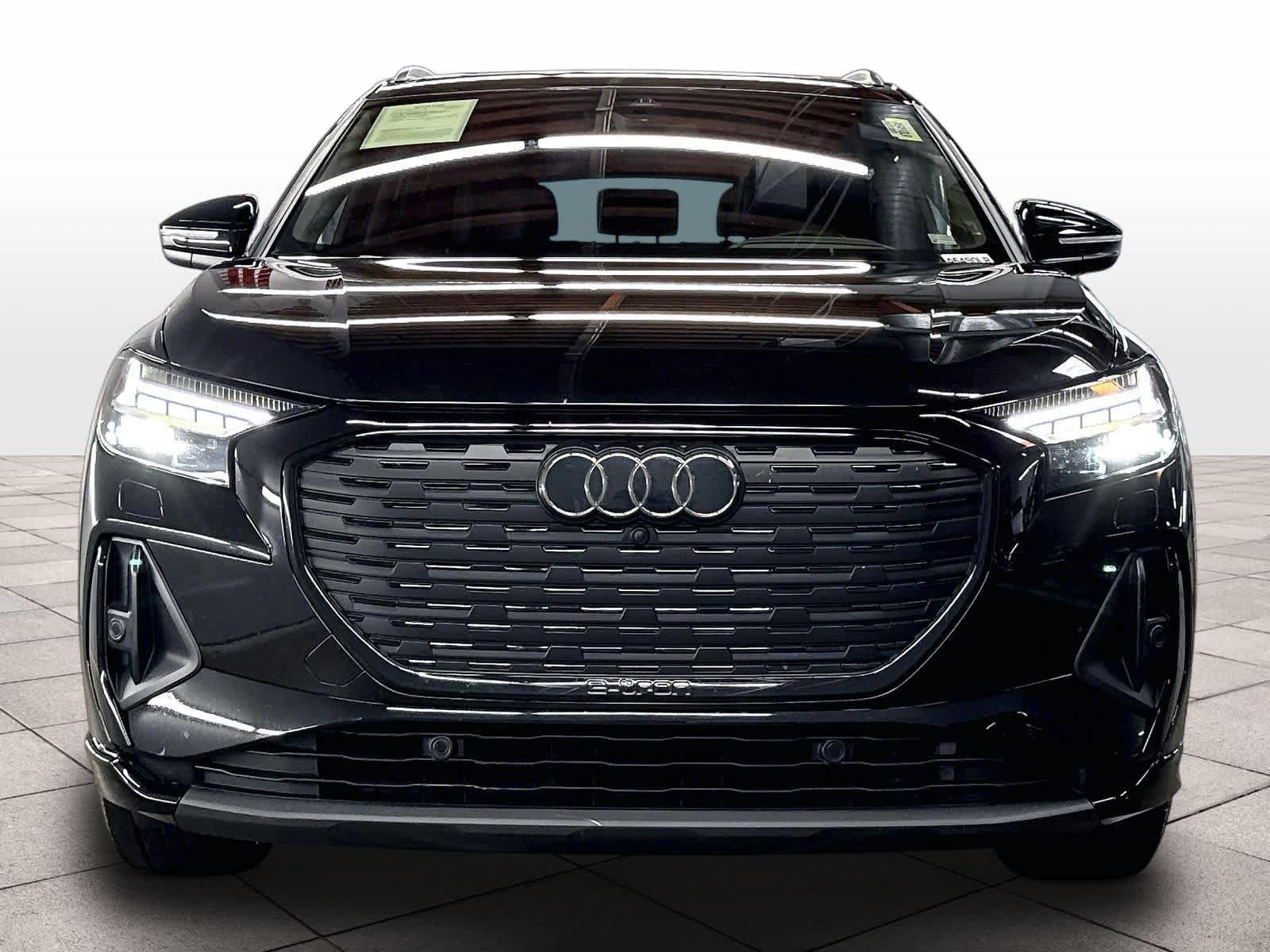 Used 2024 Audi Q4 e-tron Prestige w/ Black Optic Package AWD/4WD image 7